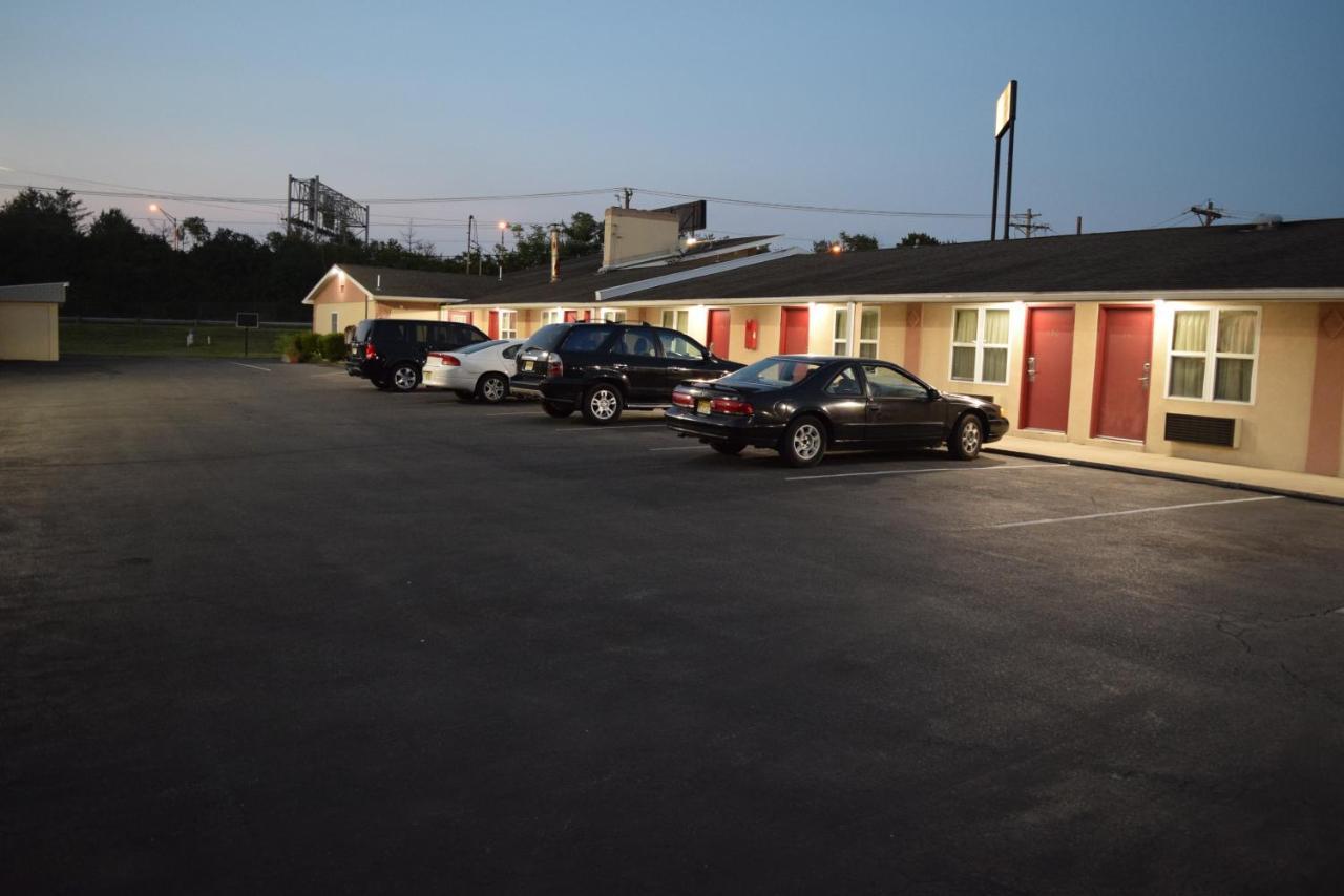 White Oaks Motel Pennsville/Carneys Point المظهر الخارجي الصورة
